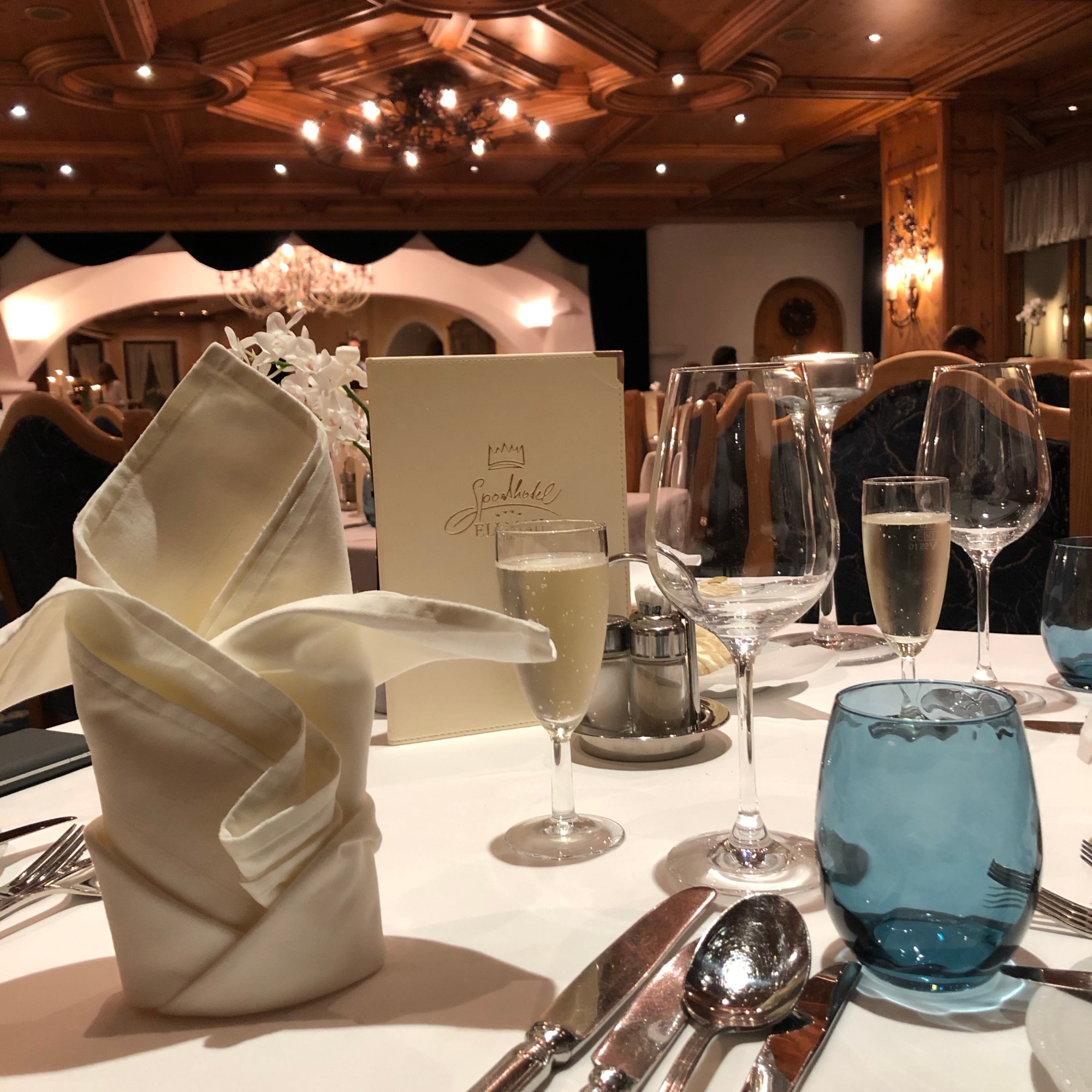 Tischgedeck im Sporthotel Ellmau